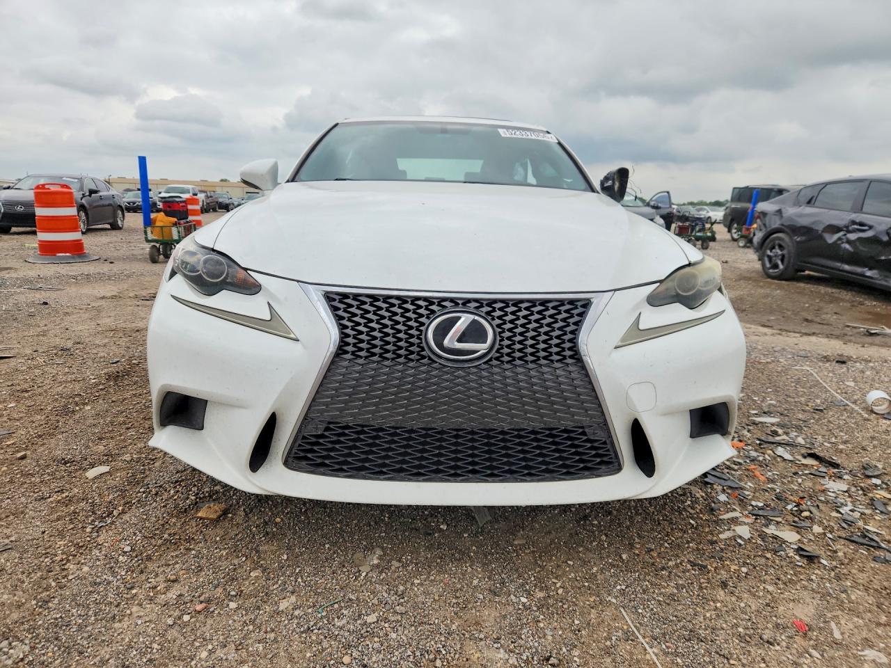 2014 LEXUS IS