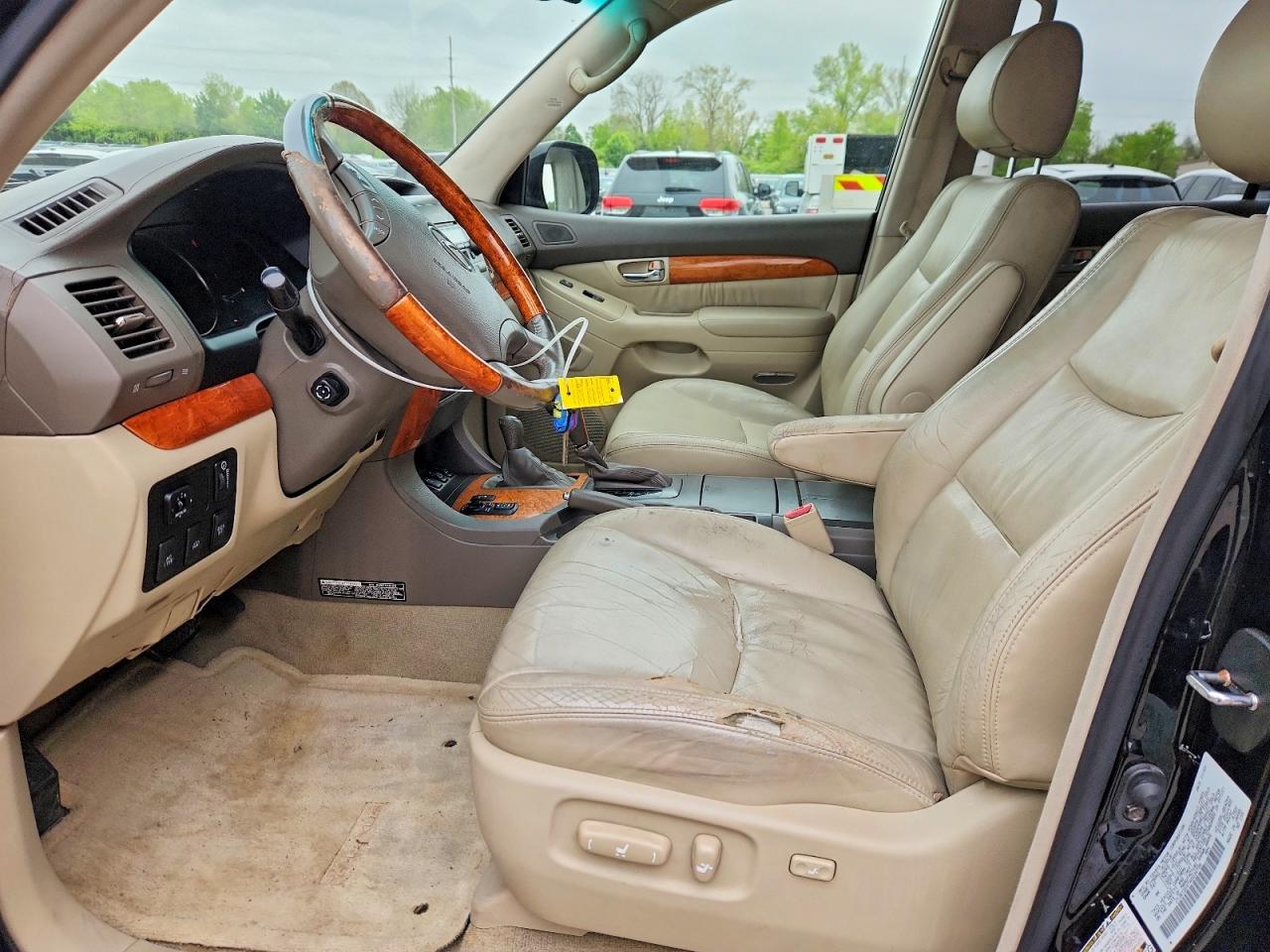 2004 LEXUS GX