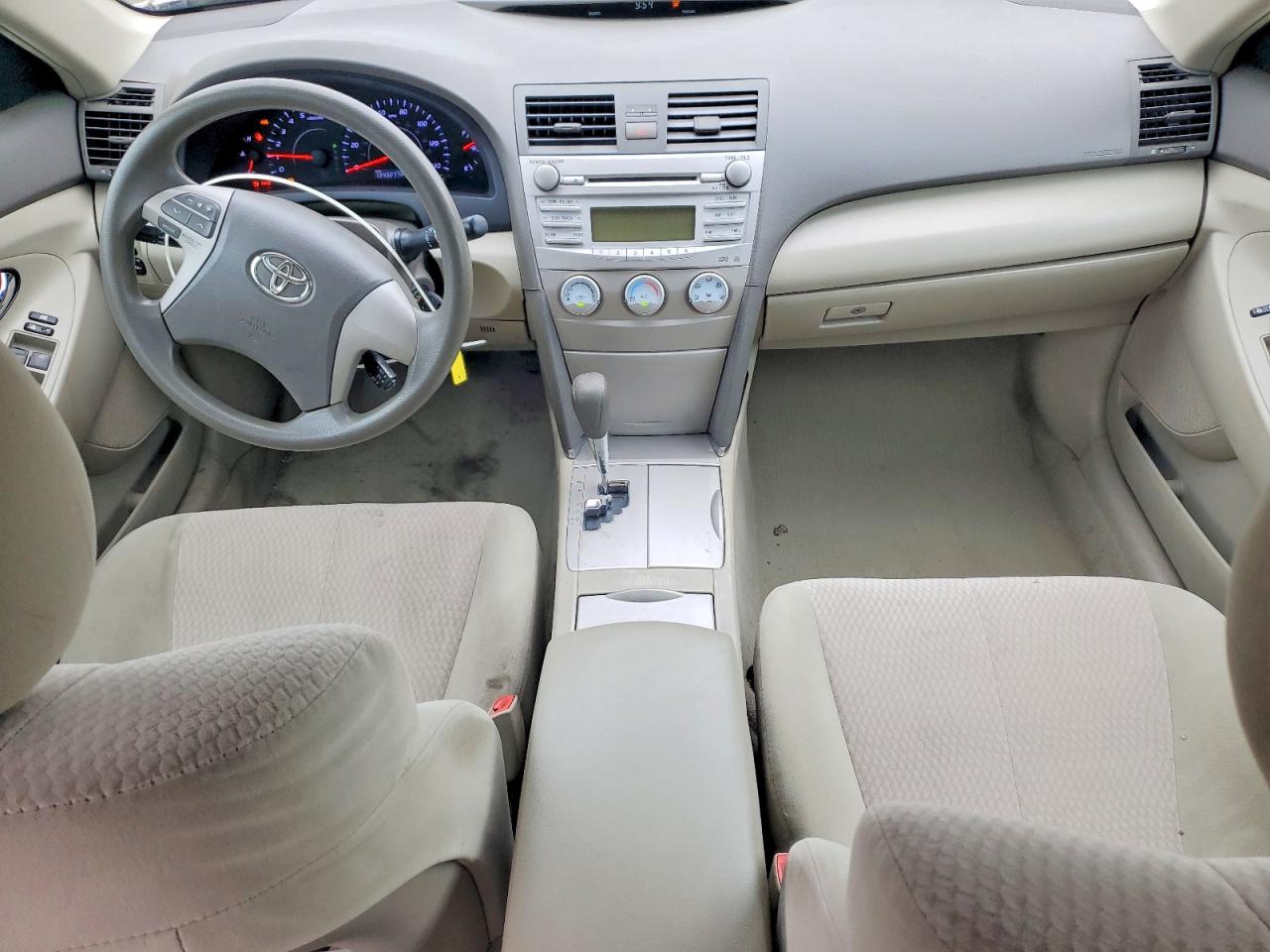 2011 TOYOTA CAMRY