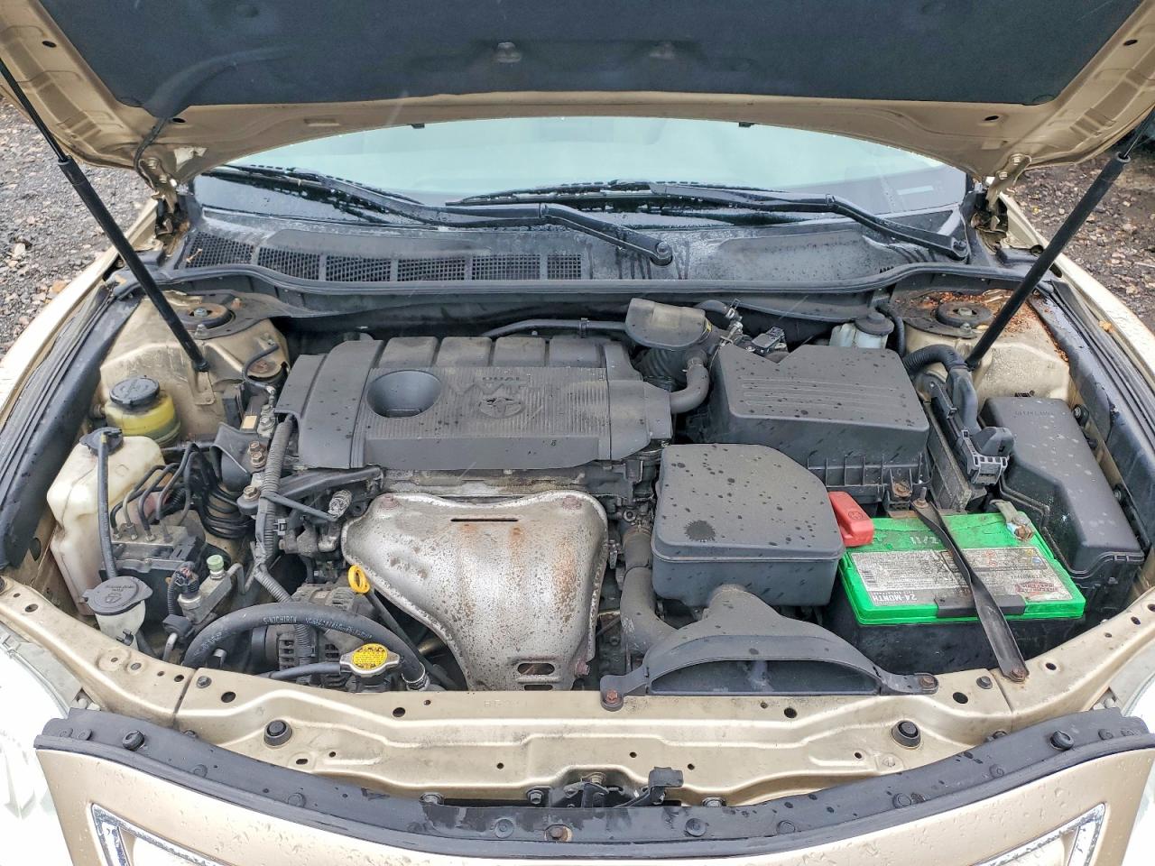 2011 TOYOTA CAMRY