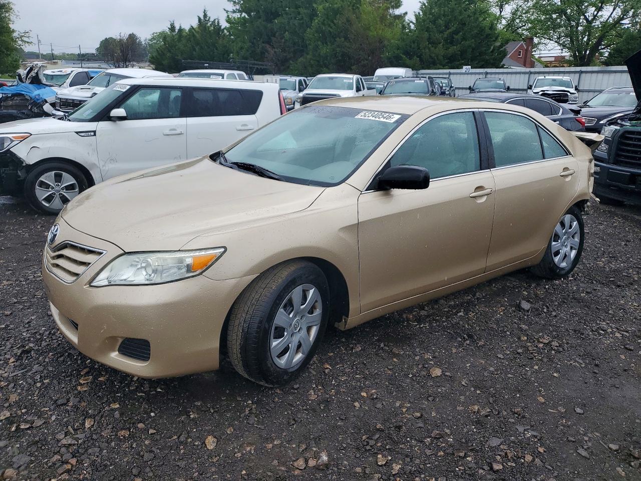 2011 TOYOTA CAMRY