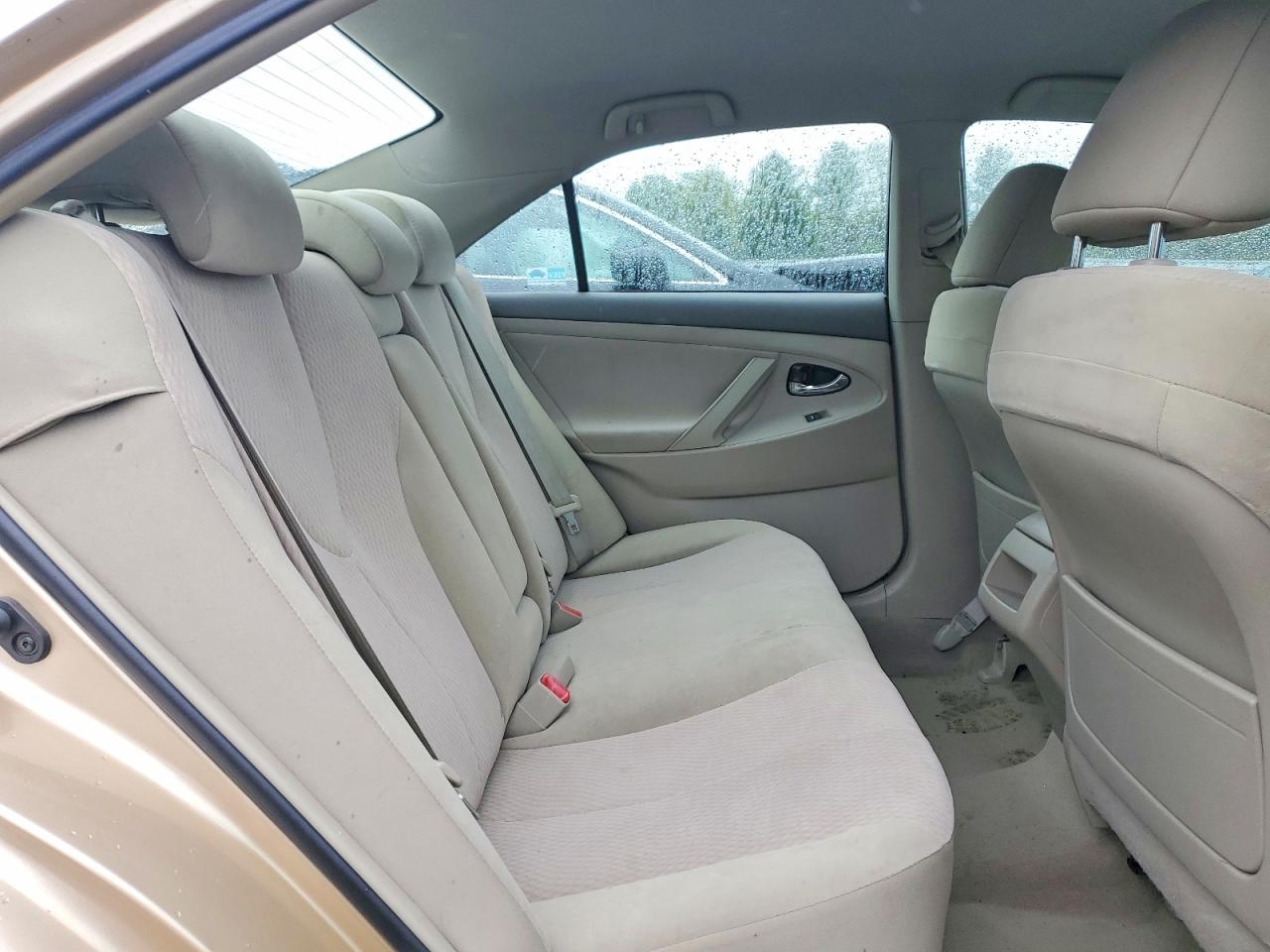 2011 TOYOTA CAMRY
