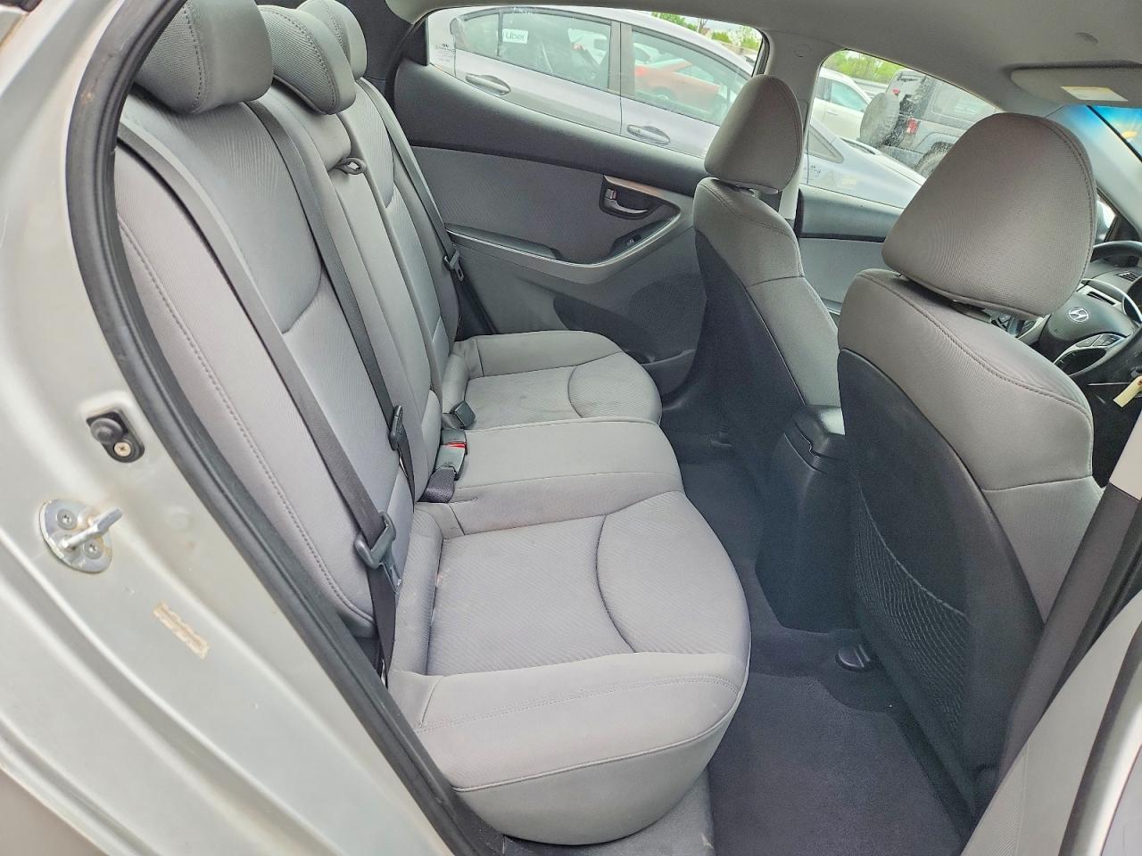 2011 HYUNDAI ELANTRA
