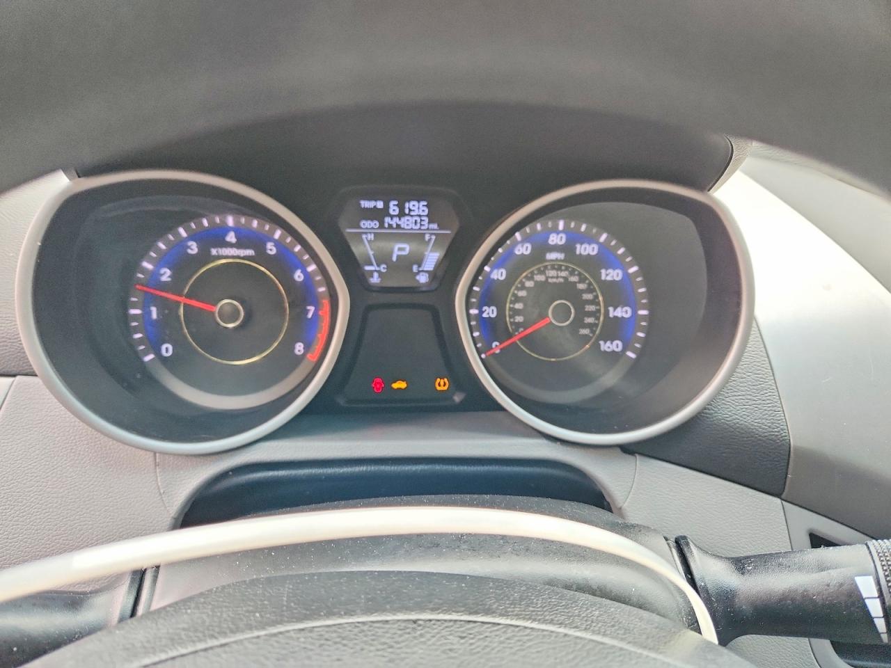 2011 HYUNDAI ELANTRA