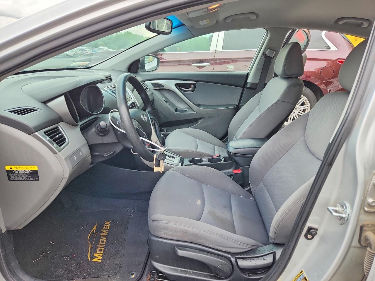 2011 HYUNDAI ELANTRA
