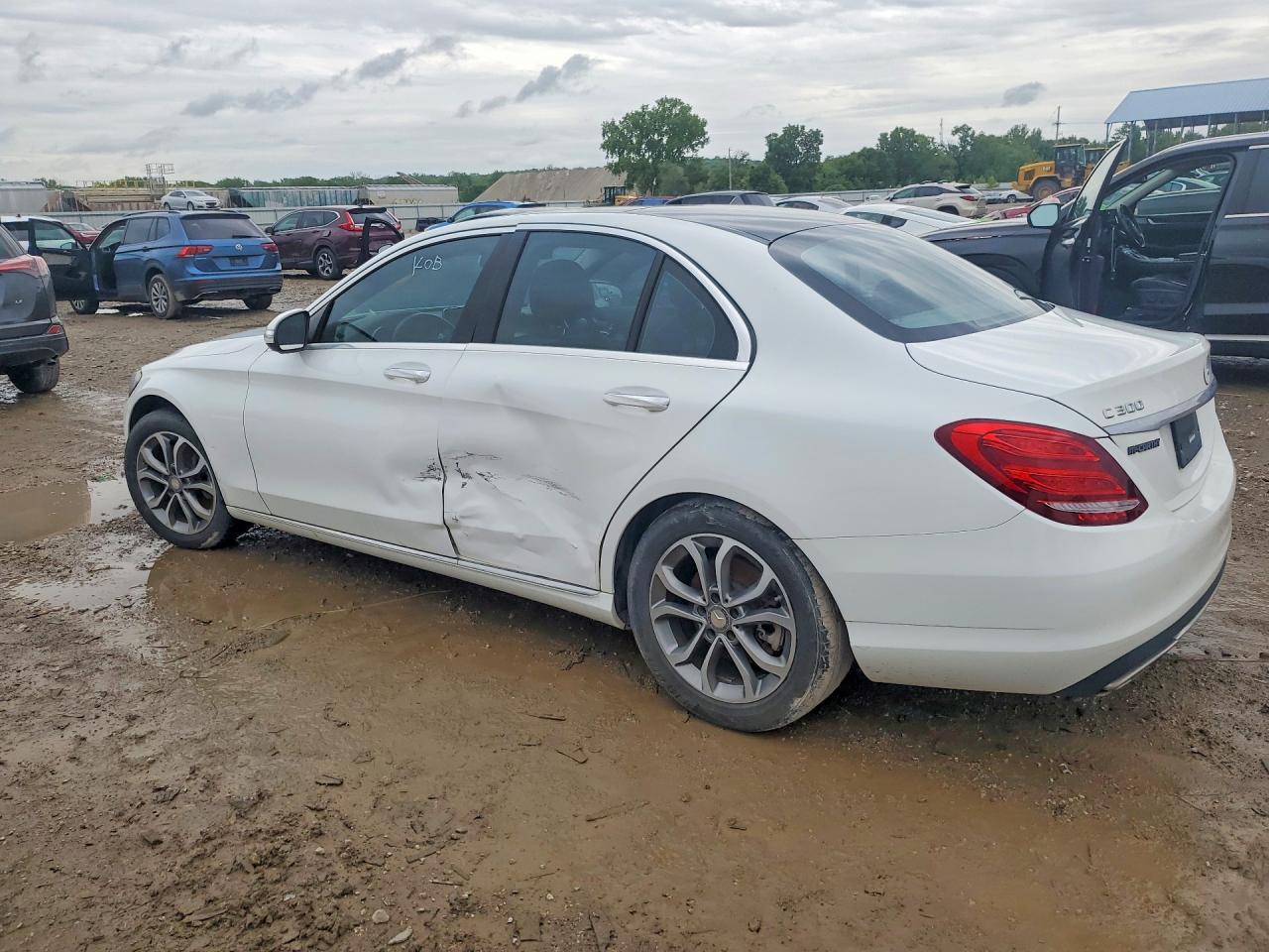 2015 MERCEDES-BENZ C-CLASS