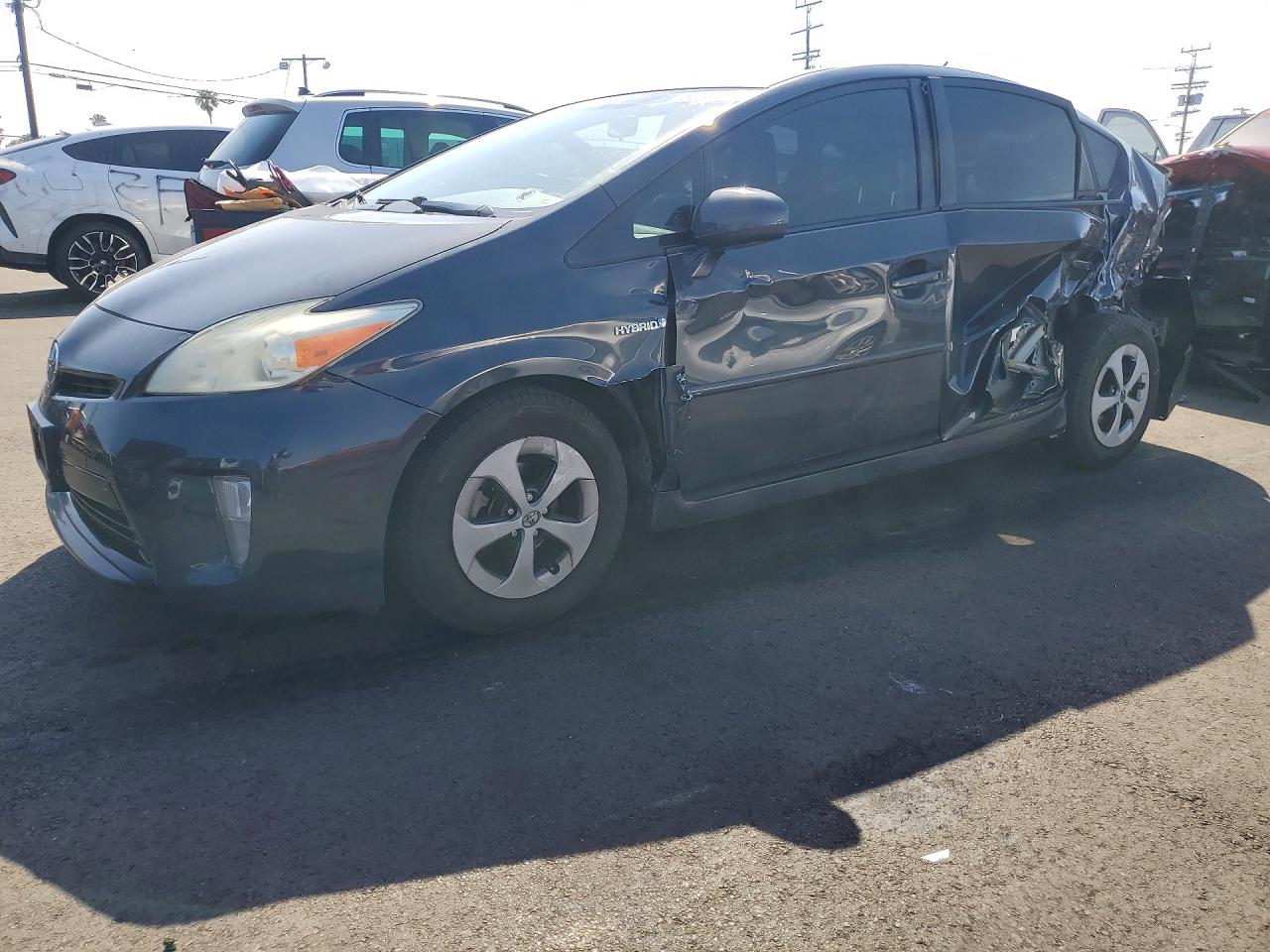 2015 TOYOTA PRIUS