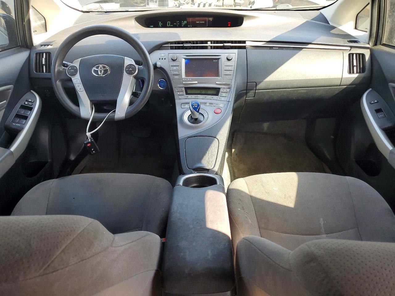 2015 TOYOTA PRIUS