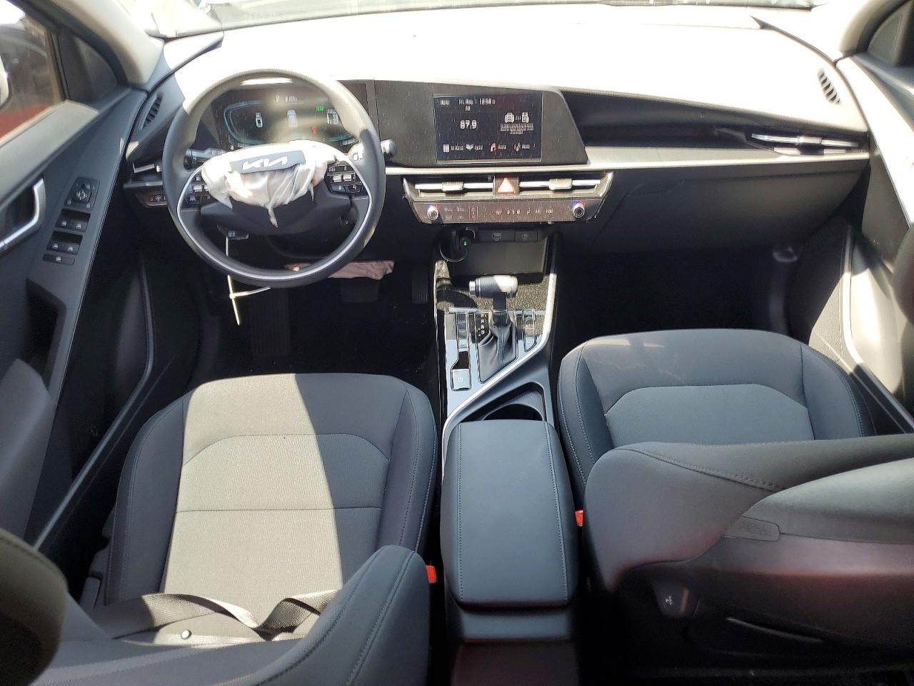 2025 KIA NIRO