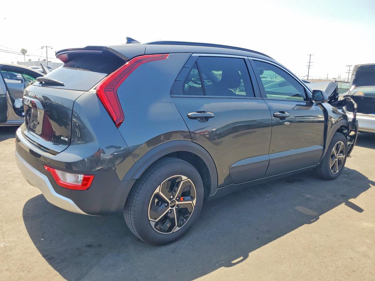 2025 KIA NIRO