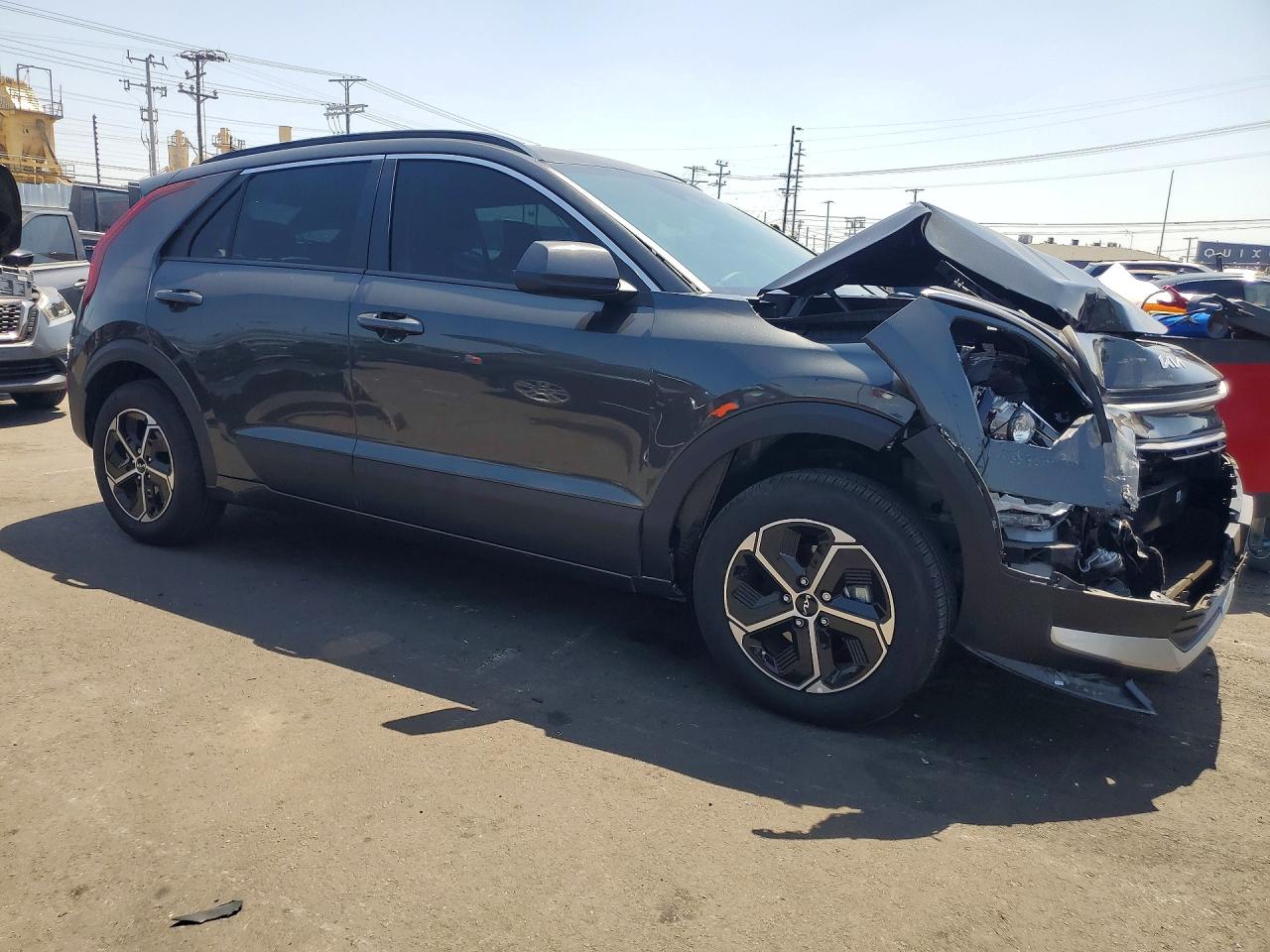 2025 KIA NIRO