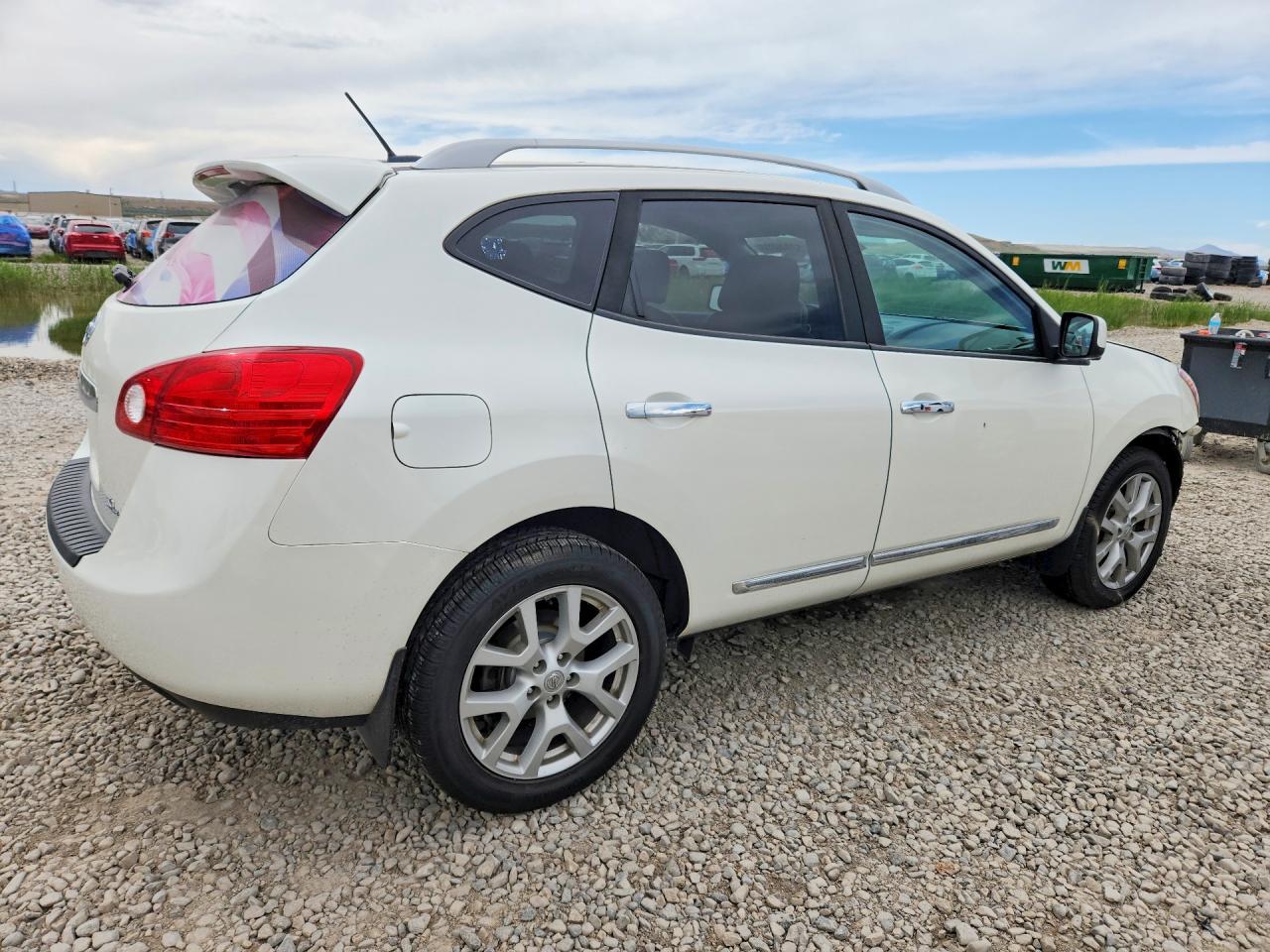2012 NISSAN ROGUE