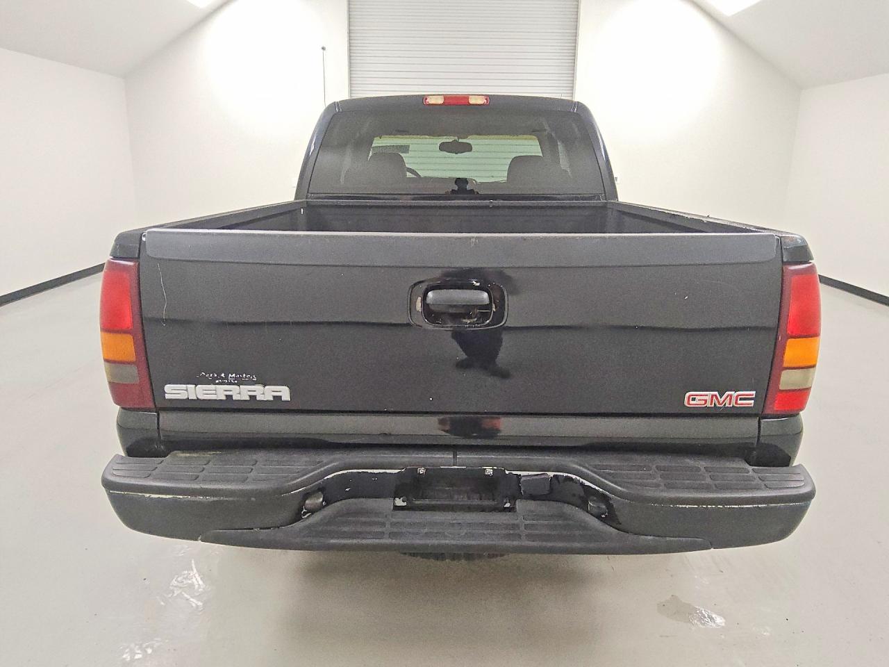 2003 GMC SIERRA
