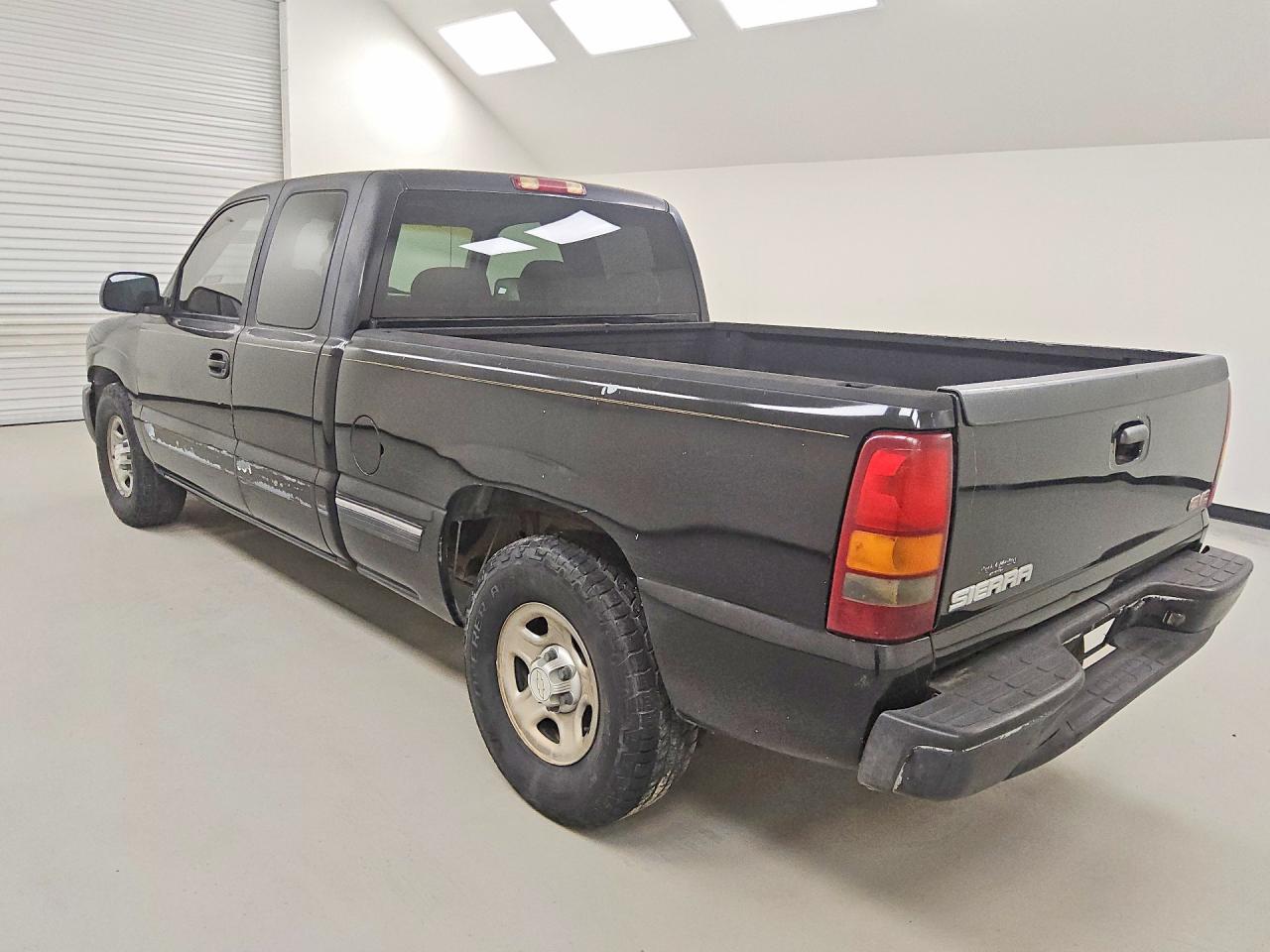 2003 GMC SIERRA