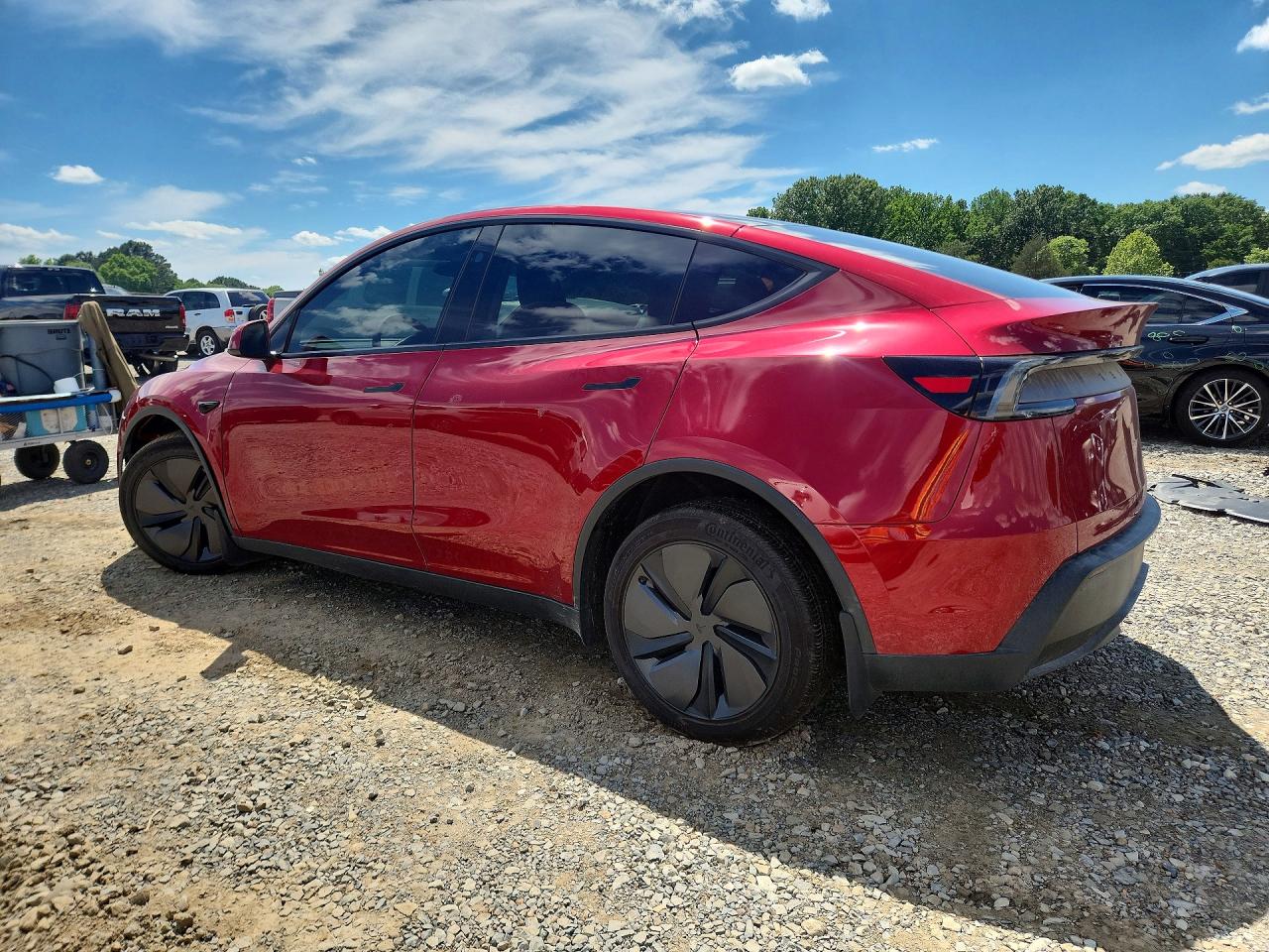 2026 TESLA MODEL Y