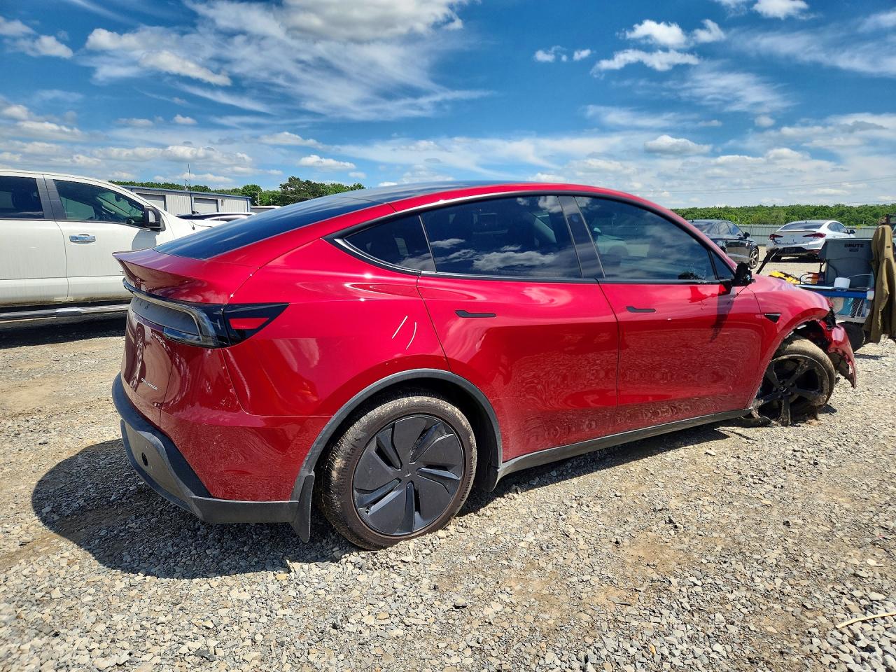 2026 TESLA MODEL Y