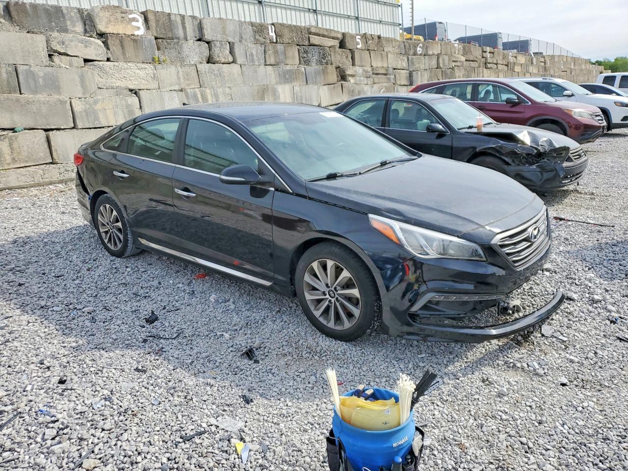 2016 HYUNDAI SONATA