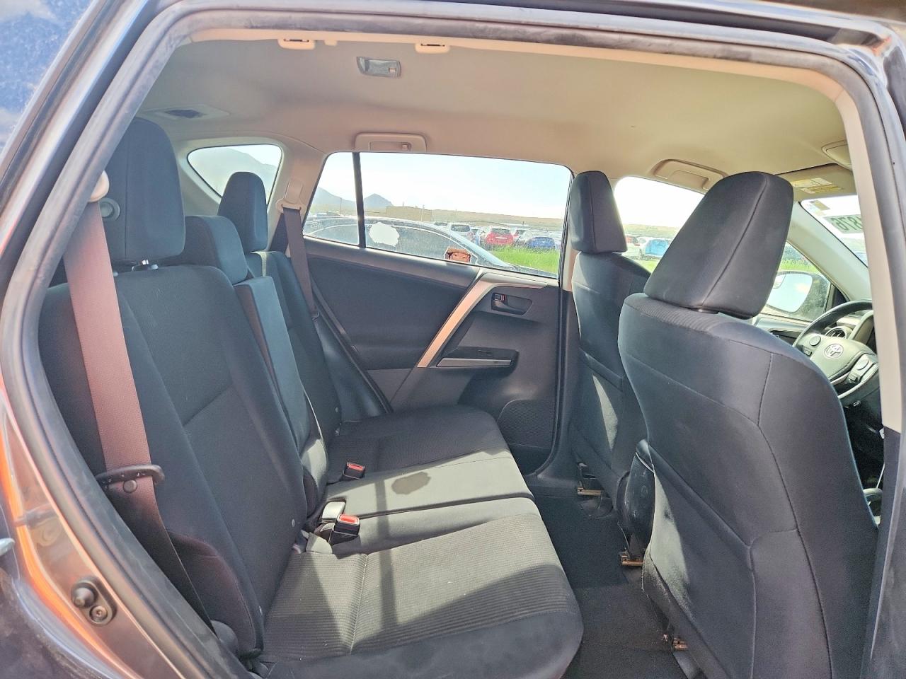 2016 TOYOTA RAV4