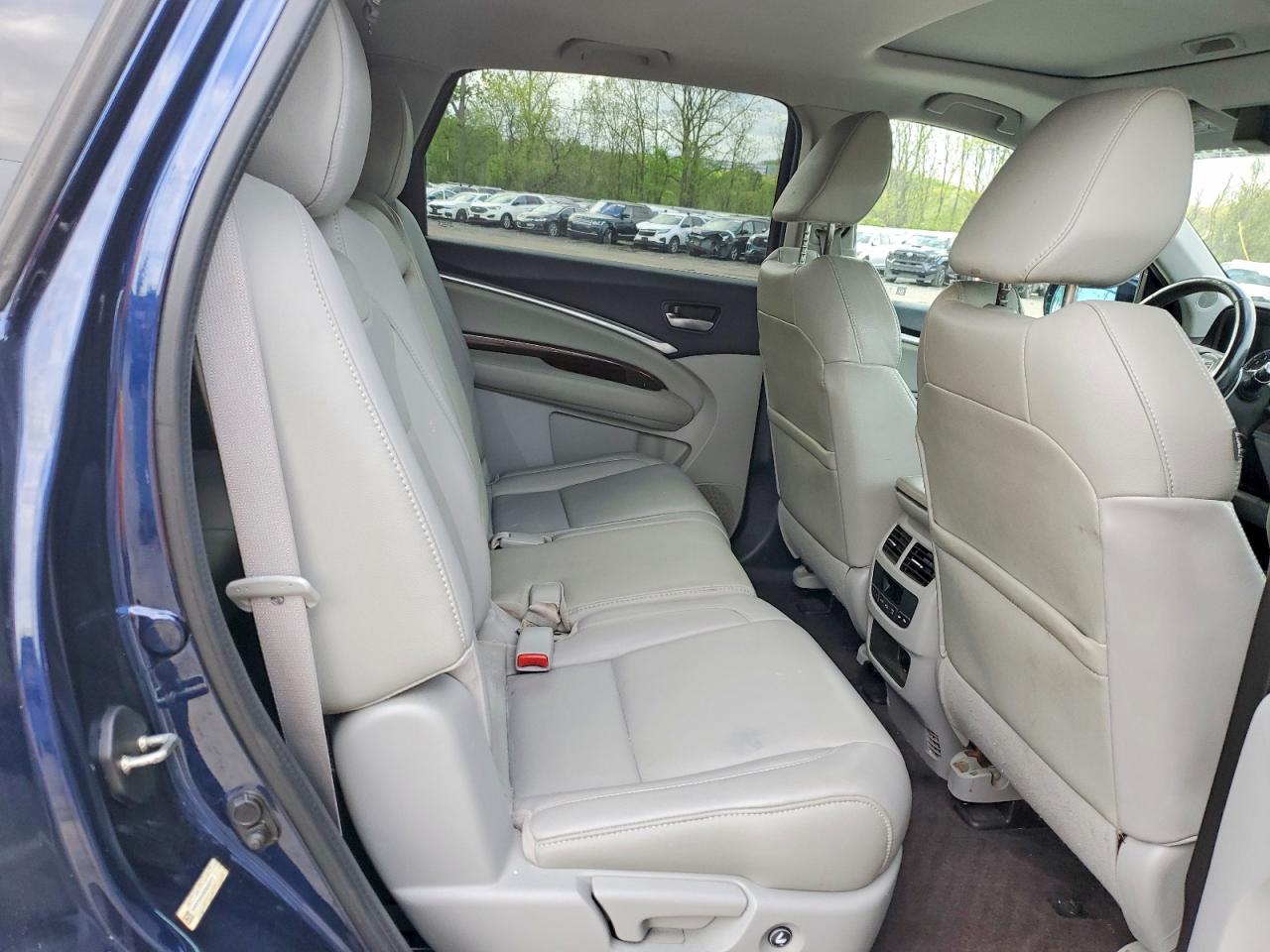 2016 ACURA MDX