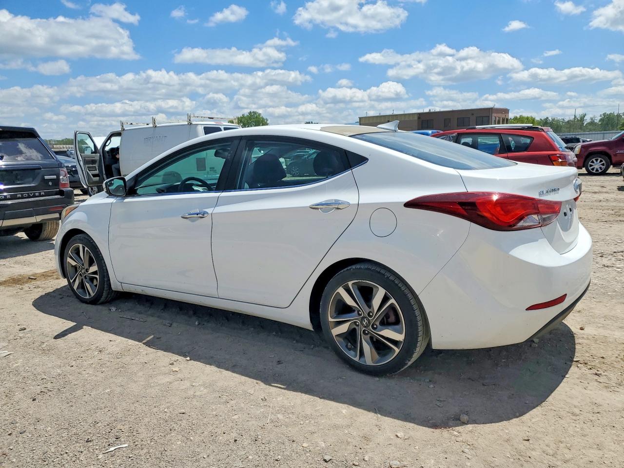 2014 HYUNDAI ELANTRA
