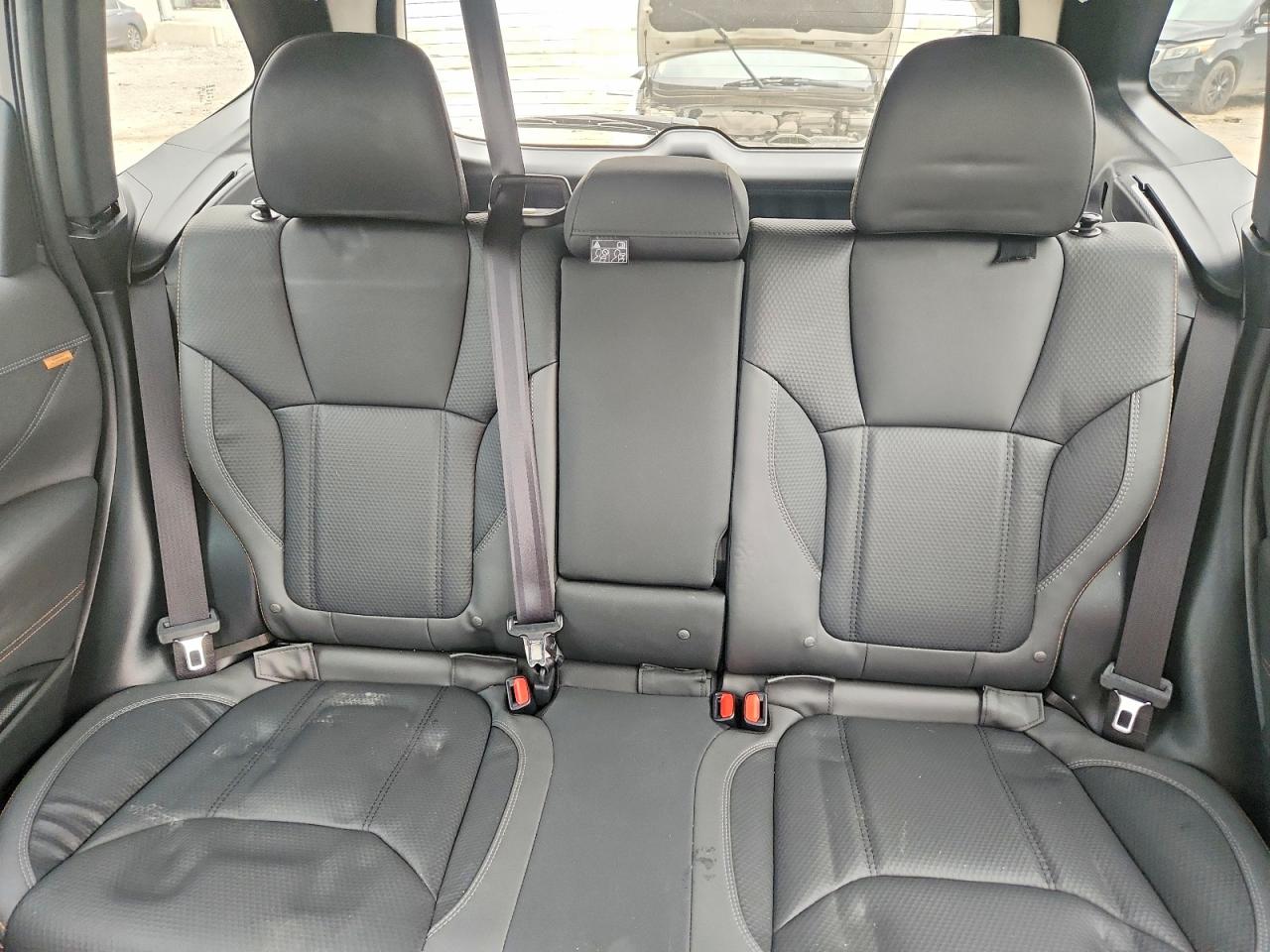 2022 SUBARU FORESTER