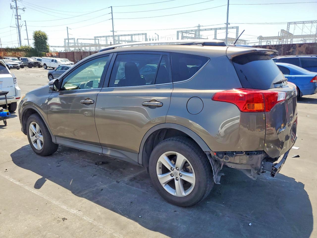 2014 TOYOTA RAV4