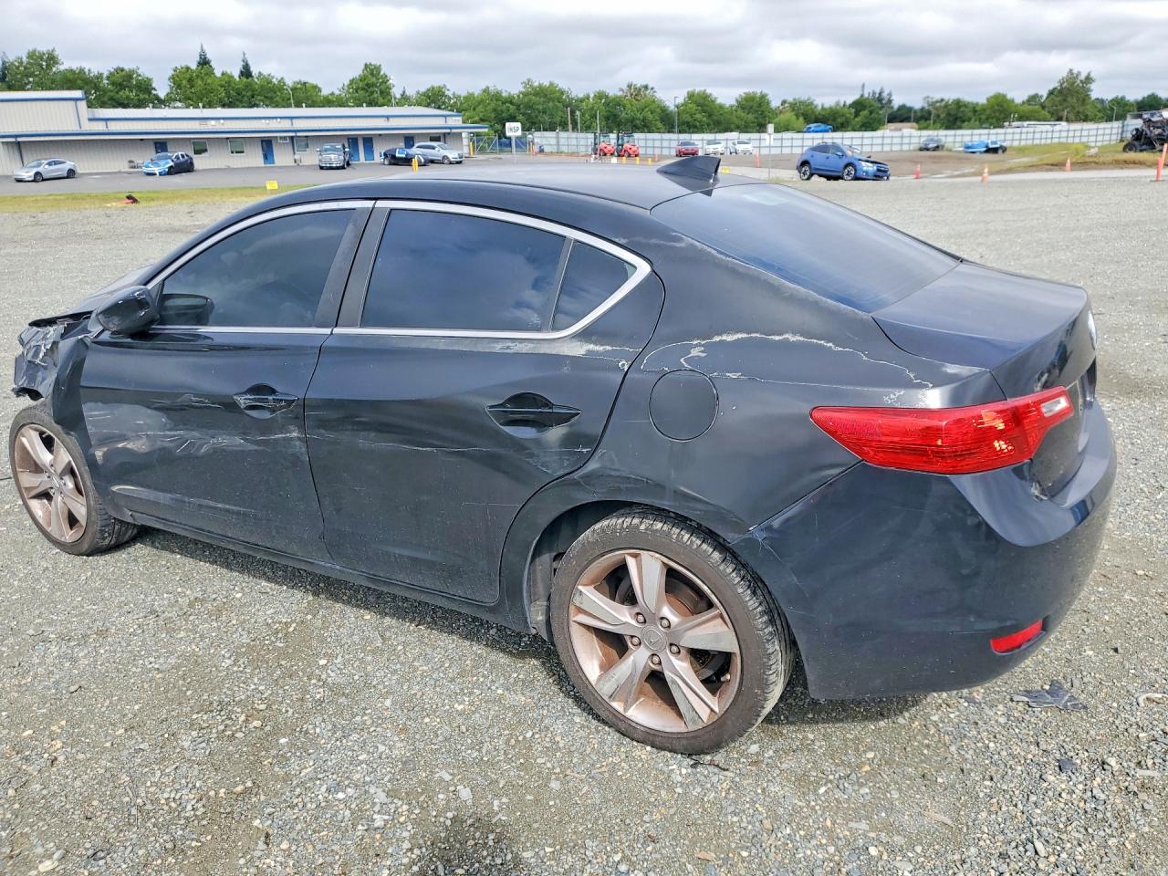 2013 ACURA ILX
