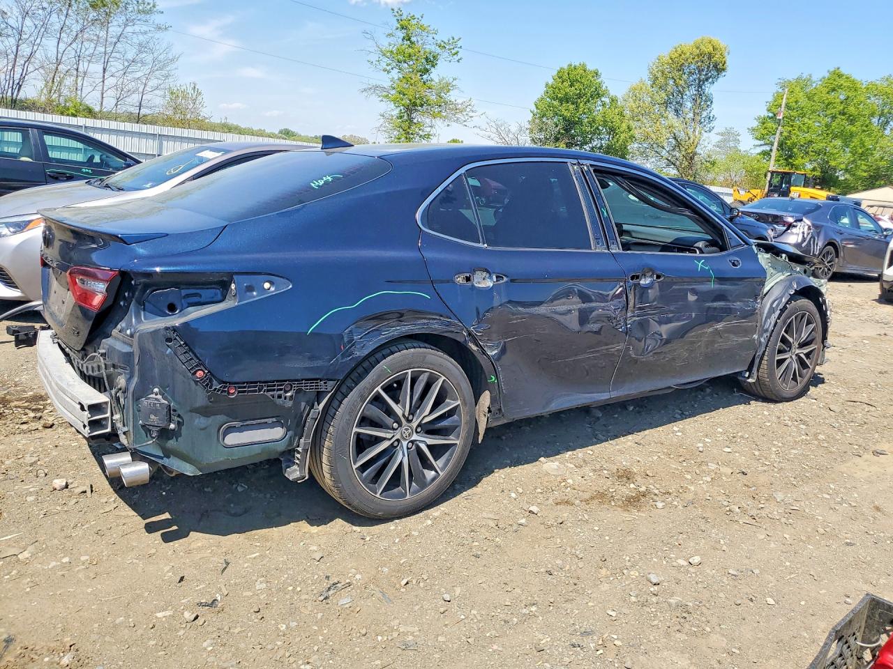 2021 TOYOTA CAMRY