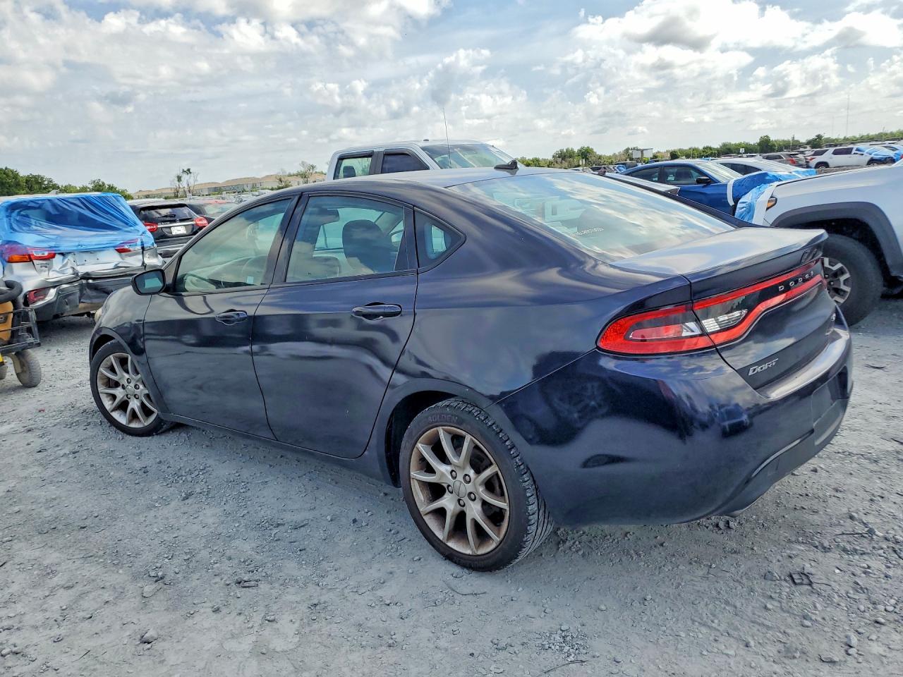 2013 DODGE DART