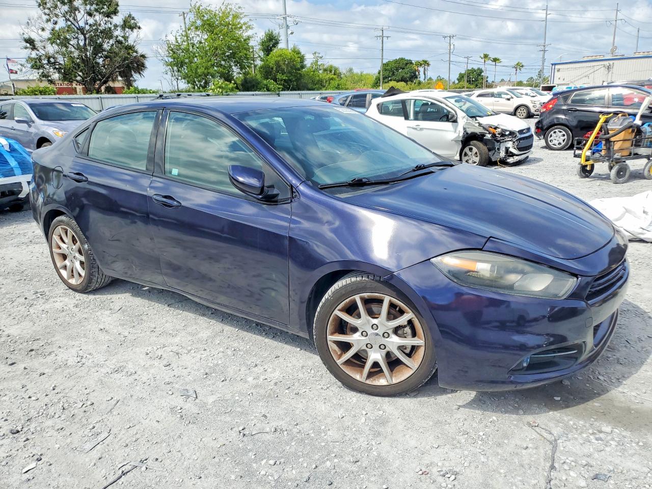 2013 DODGE DART