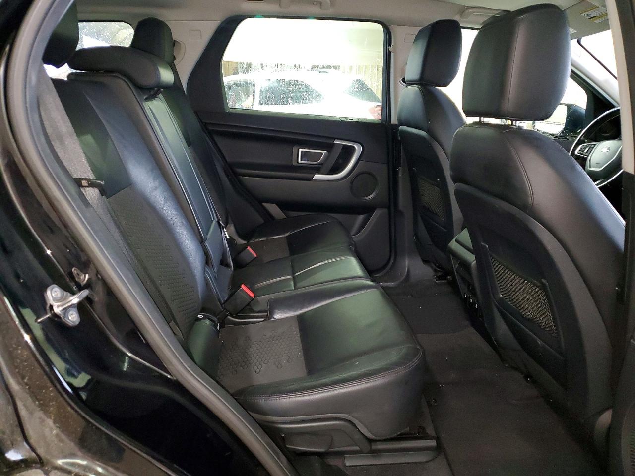 2018 LAND ROVER DISCOVERY