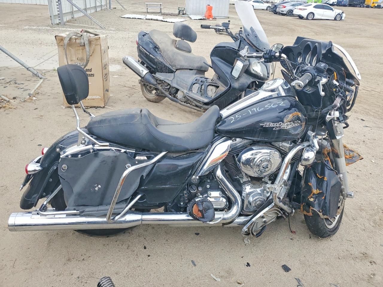 2013 HARLEY DAVIDSON FL