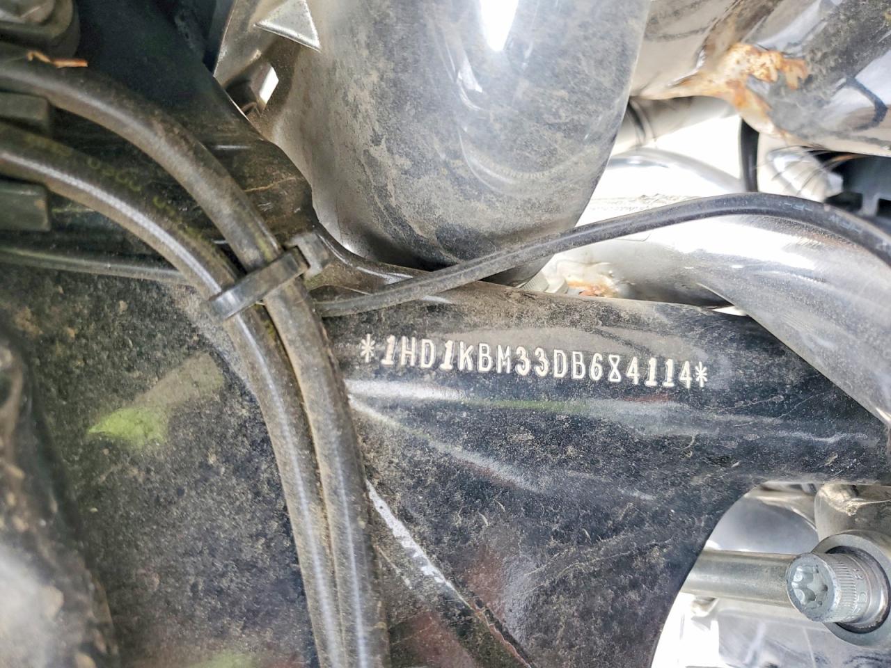 2013 HARLEY DAVIDSON FL
