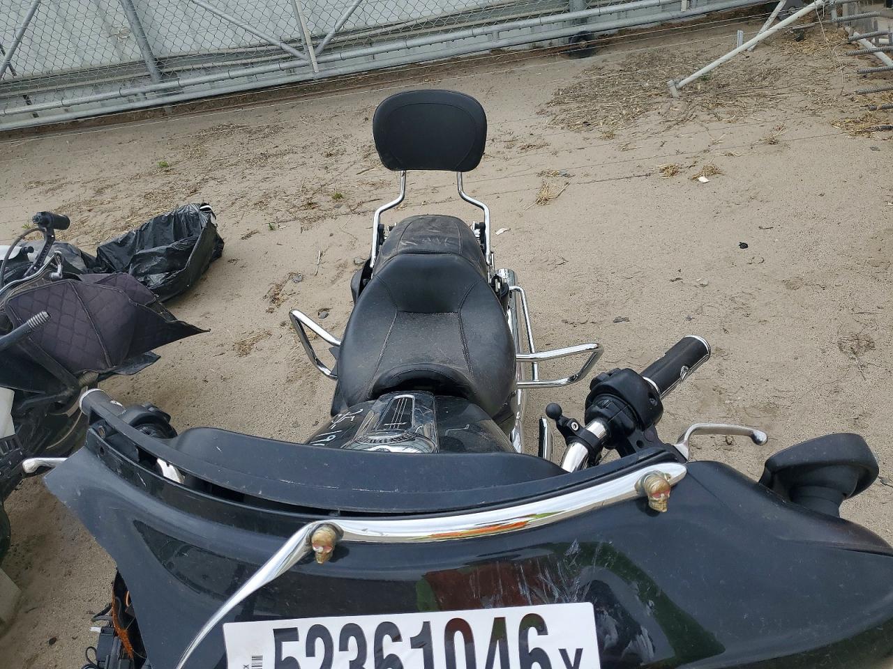 2013 HARLEY DAVIDSON FL