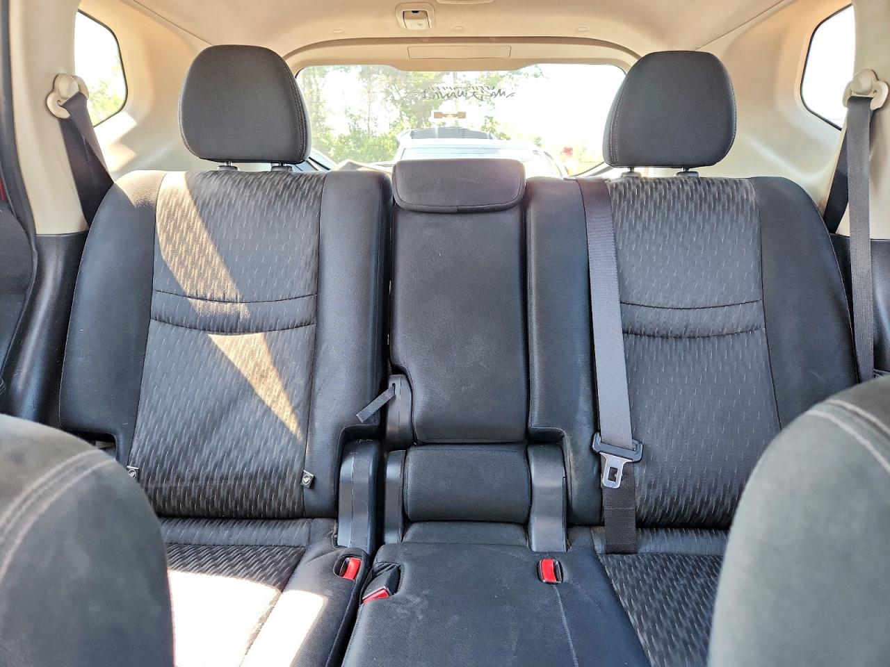 2017 NISSAN ROGUE
