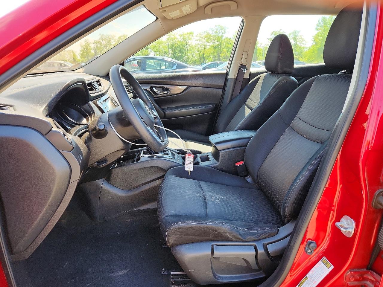 2017 NISSAN ROGUE