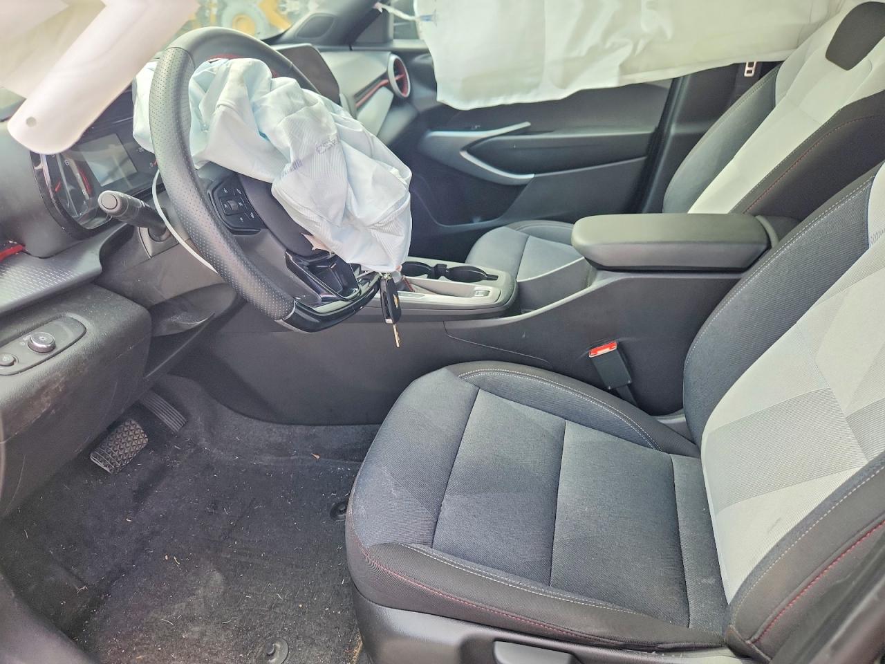 2025 CHEVROLET TRAX
