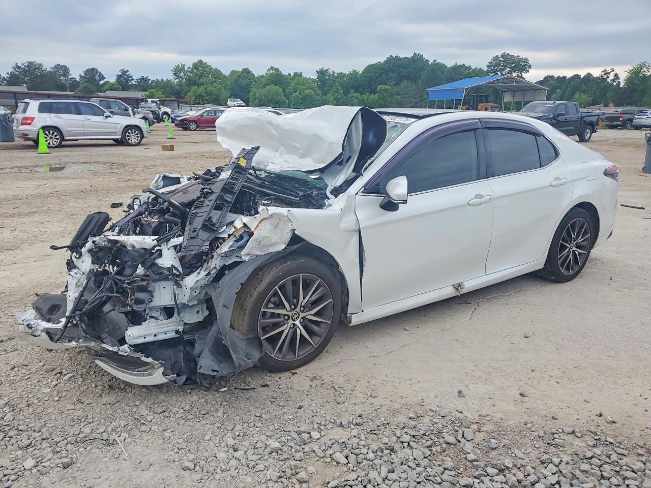 2021 TOYOTA CAMRY