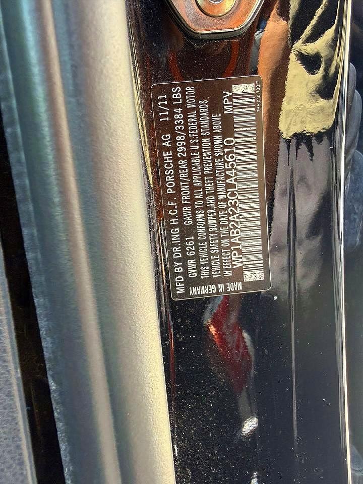2012 PORSCHE CAYENNE