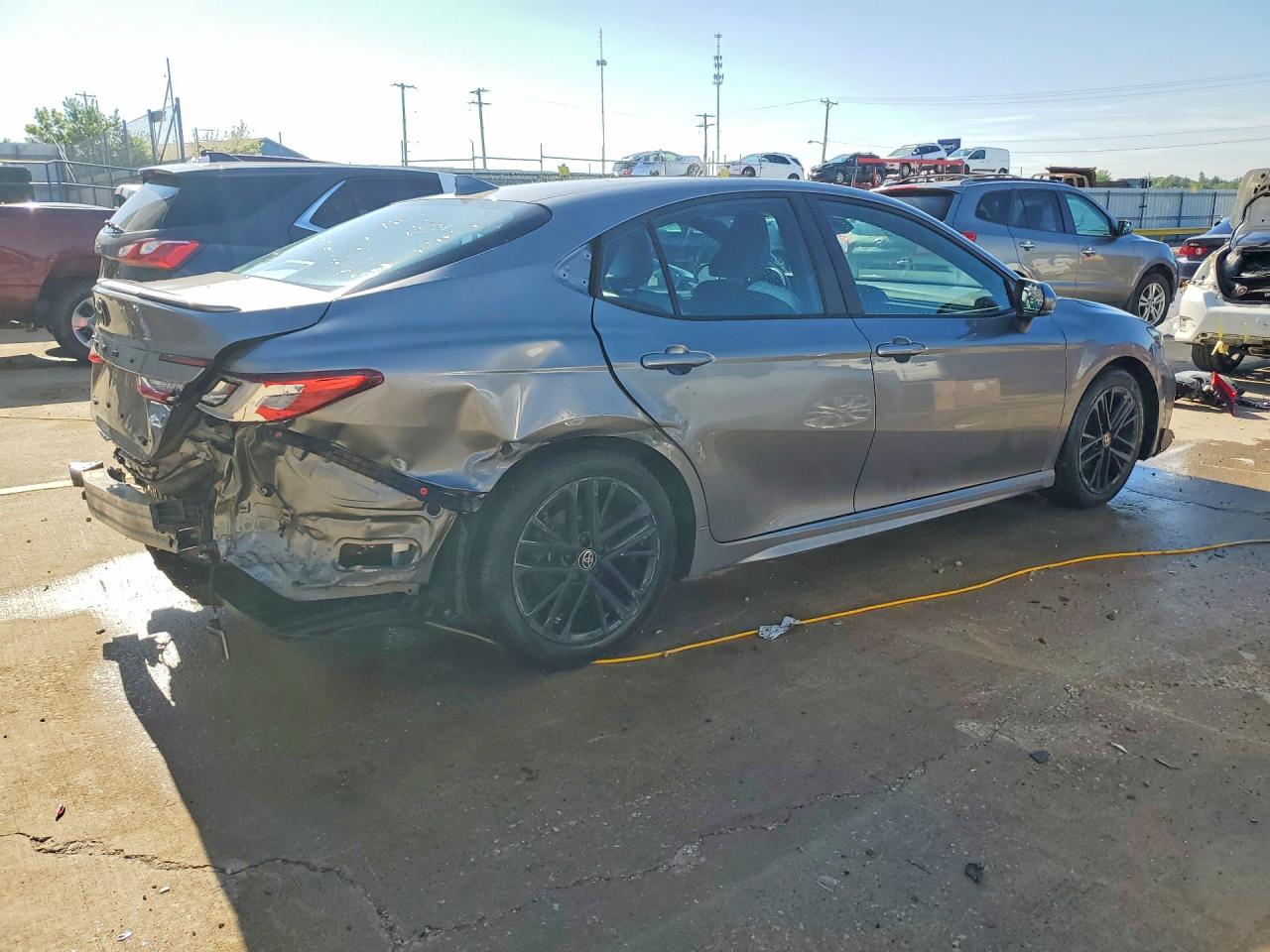 2025 TOYOTA CAMRY