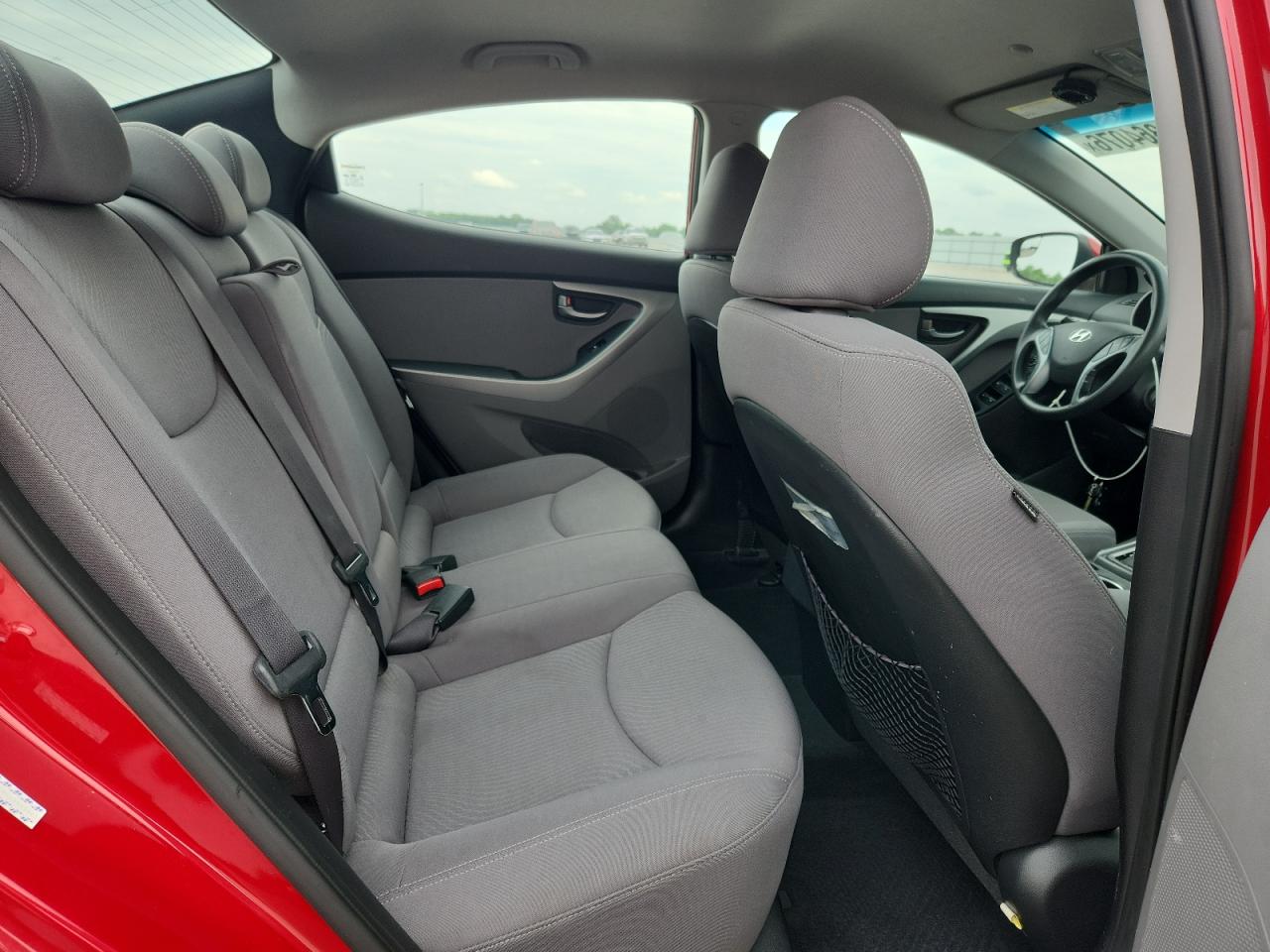 2016 HYUNDAI ELANTRA