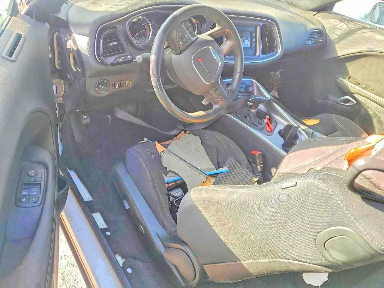 2017 DODGE CHALLENGER