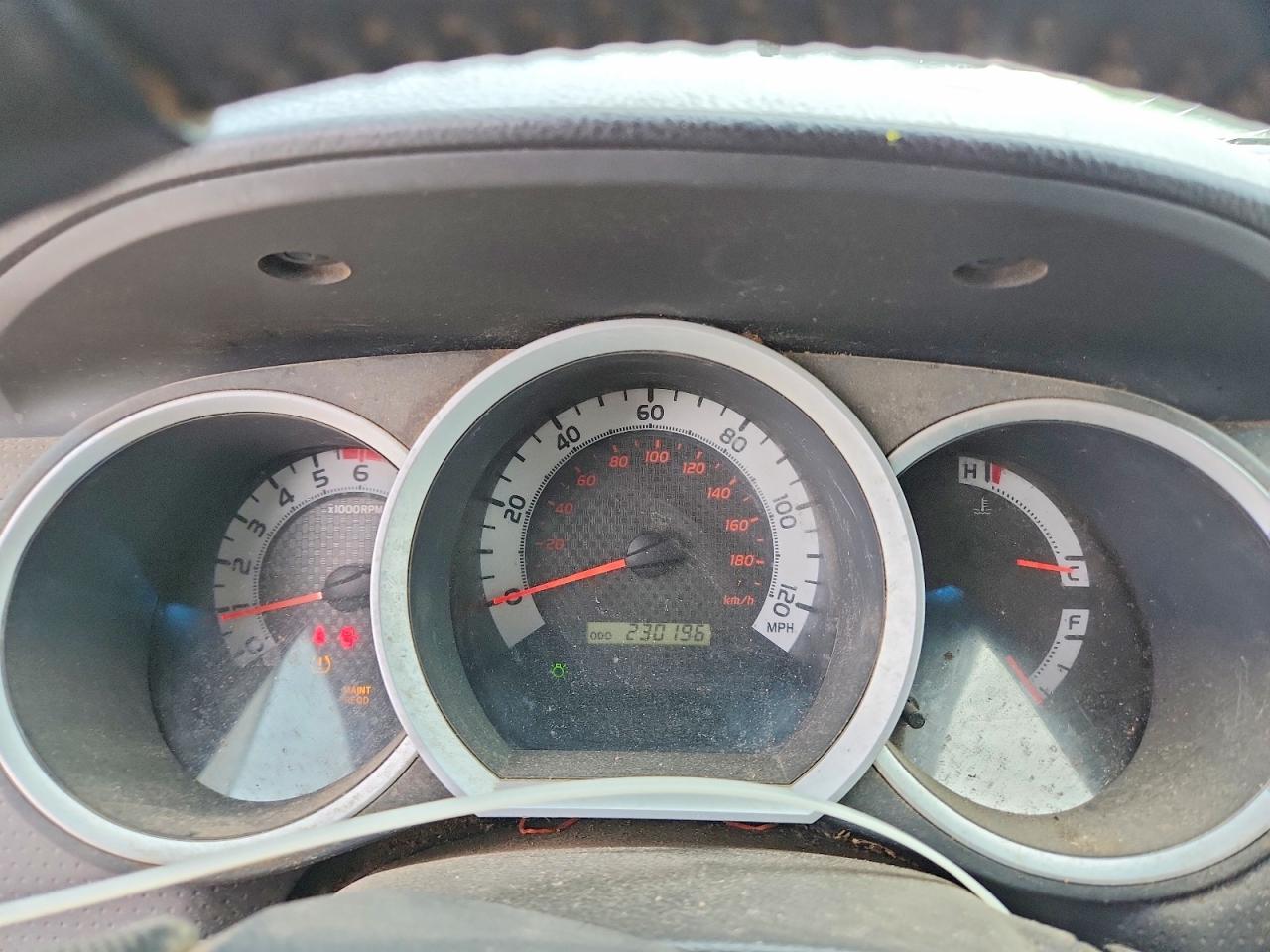 2012 TOYOTA TACOMA