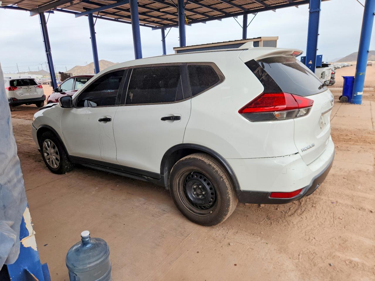 2017 NISSAN ROGUE