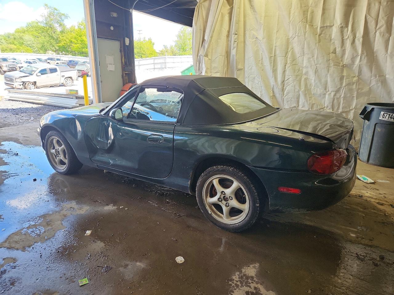2000 MAZDA MX5
