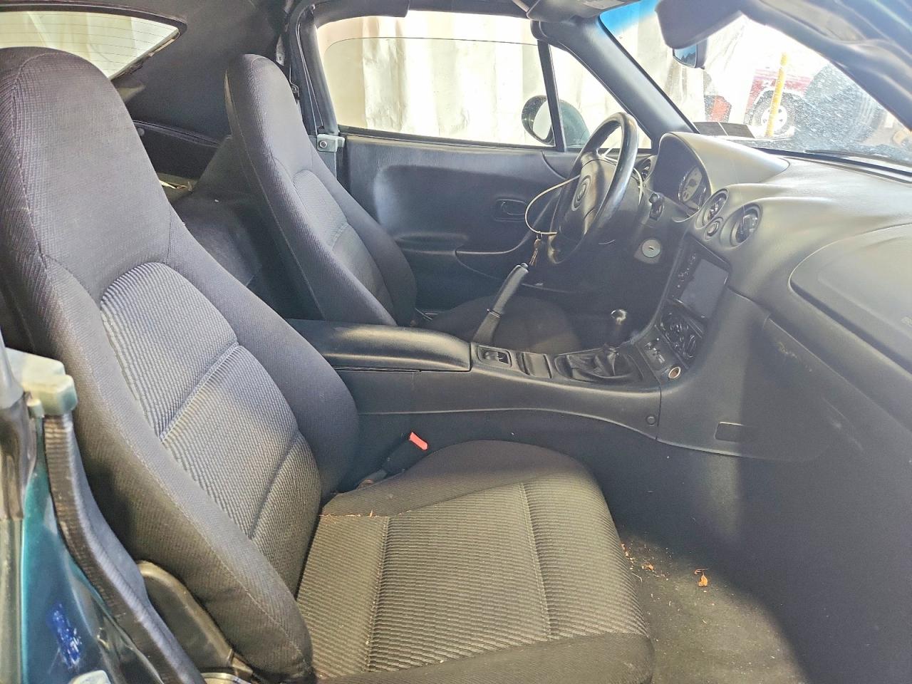 2000 MAZDA MX5