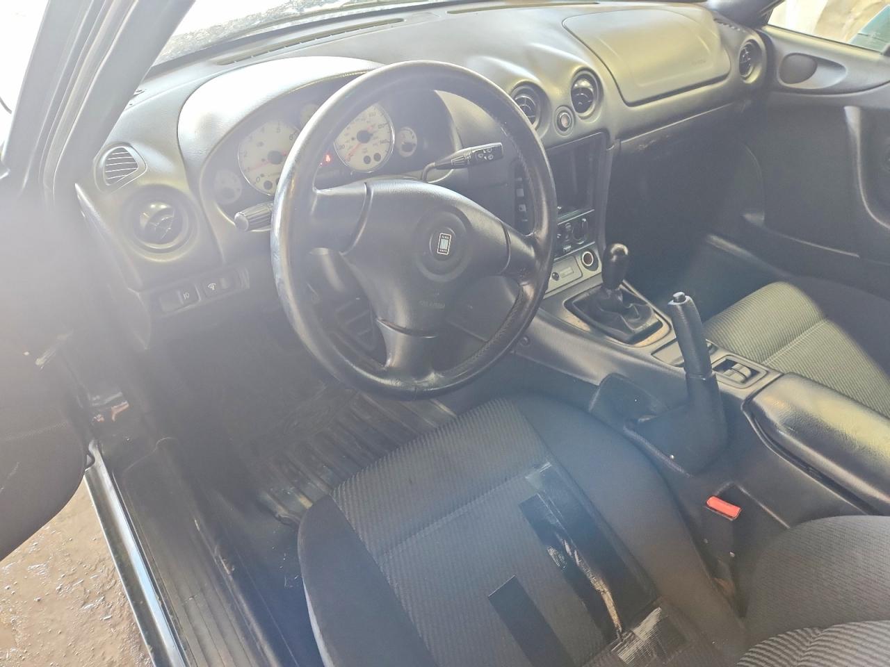 2000 MAZDA MX5