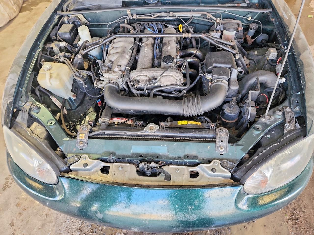 2000 MAZDA MX5