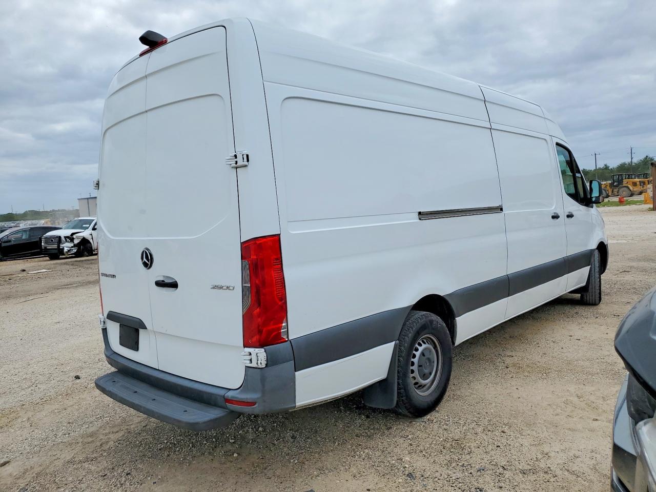 2021 MERCEDES BENZ SPRINTER