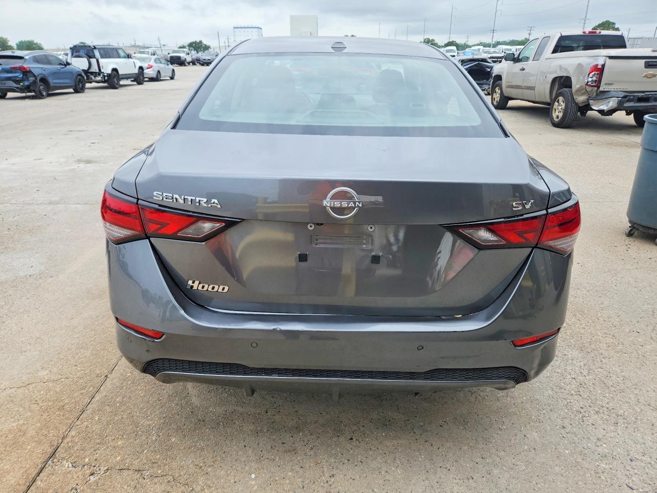 2024 NISSAN SENTRA